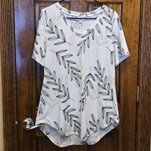 Lularoe Leaves Print Iris Tunic Top NWT Medium